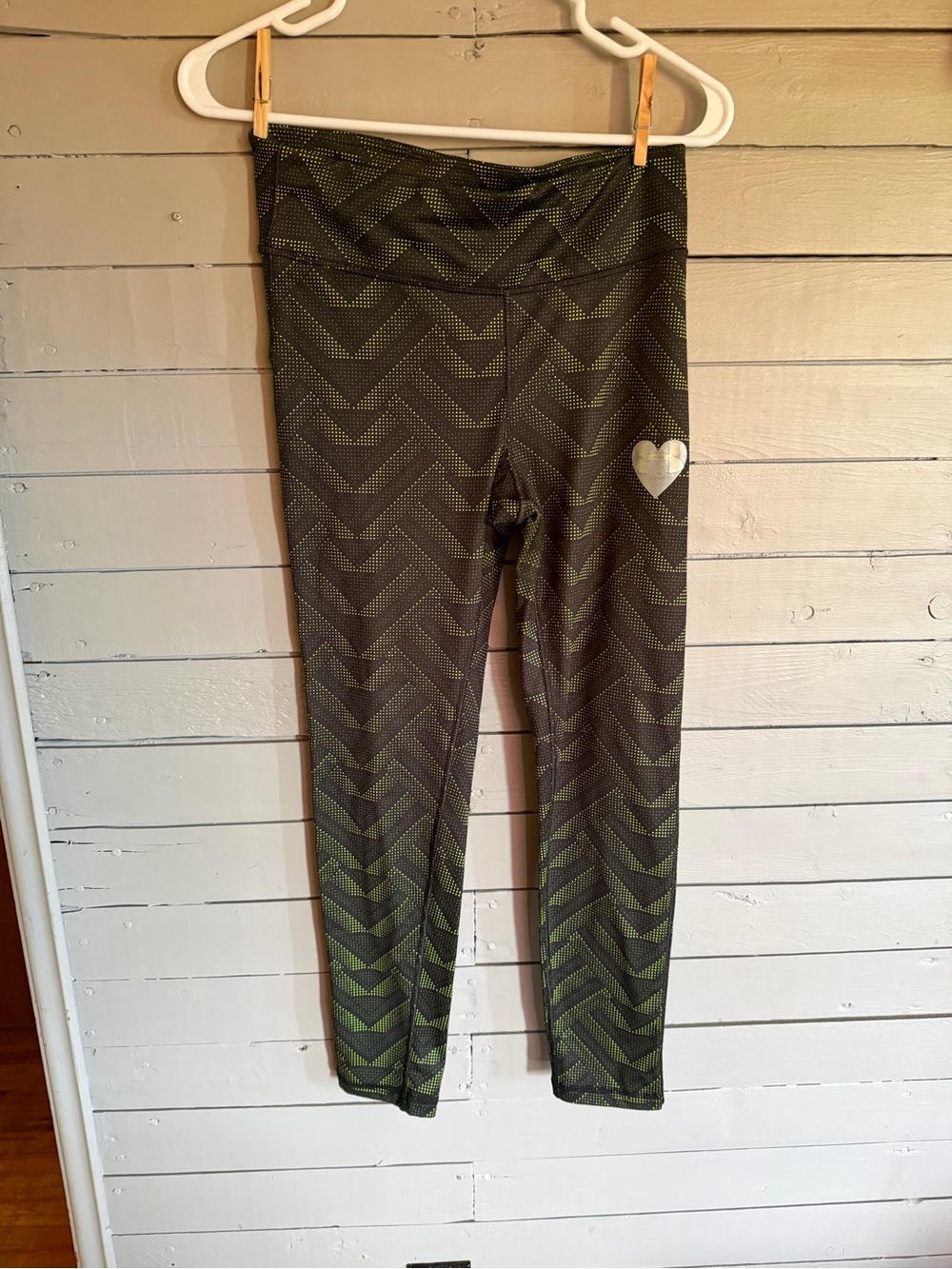 High-Waisted Olive Chevron Leggings with Reflective Heart